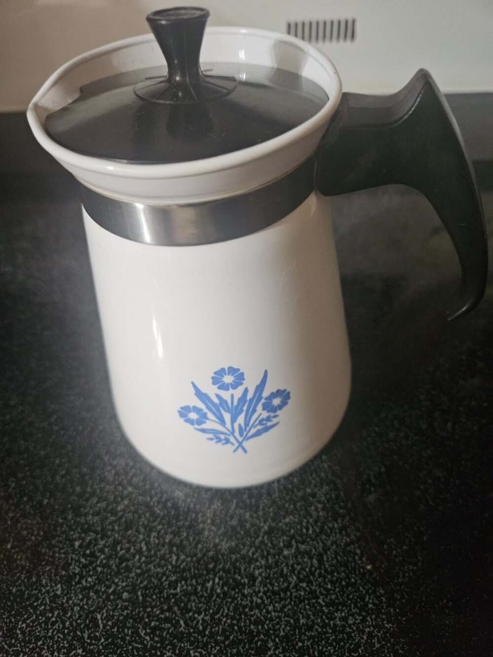 Vintage 4 Cup Corningware Blue Cornflower Teapot Coffee Tea Server Carafe - Picture 2 of 4